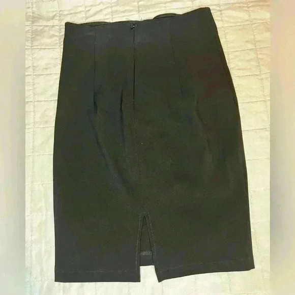 Fashion Nova Midi Skirt With Buttons Color Black Size Large - Picture 6 of 7